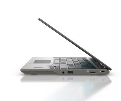 Лаптоп Fujitsu LIFEBOOK U7411, Intel Core i7-1165G7 up to 4.7 GHz, 14.0