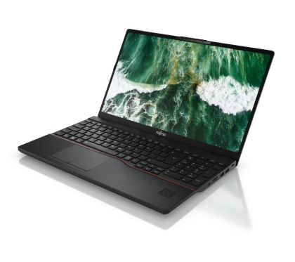 Лаптоп Fujitsu LIFEBOOK E5513, Intel Core i7-1355U up to 5.0 GHz, 15.6" FHD AG, 1x16GB DDR4 3200MHz, SSD 512GB PCIe 4.0 NVMe M.2, FPR & SCR, TPM 2.0, IR-HD cam, Intel WiFi 6E AX211, BT5.2, WWAN ready (4G antennas only), 4cell 50Wh, Black Kbd backlit US, W