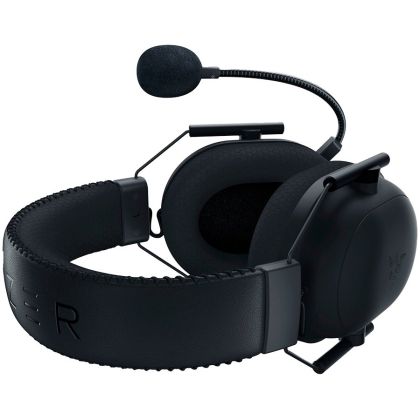 Razer BlackShark V2 Pro, 2.4 GHz wireless, Frequeny Response 12 Hz – 28 kHz, Razer TriForce Titanium Driver 50mm, 32 Ω (1 kHz) impedance, Breathable memory foam cushions, Advanced passive noise cancellation, HyperClear Supercardioid Mic