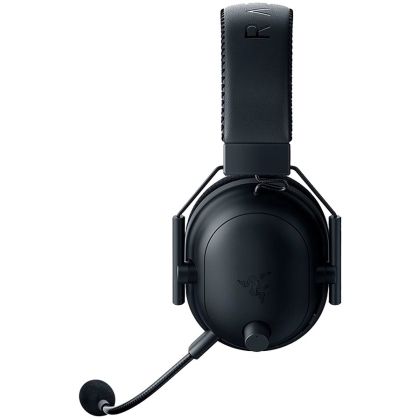 Razer BlackShark V2 Pro, 2.4 GHz wireless, Frequeny Response 12 Hz – 28 kHz, Razer TriForce Titanium Driver 50mm, 32 Ω (1 kHz) impedance, Breathable memory foam cushions, Advanced passive noise cancellation, HyperClear Supercardioid Mic